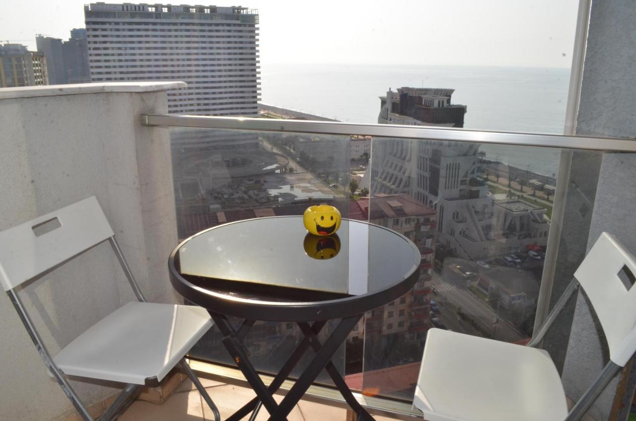 Orbi Sea Tower Aparthotel บาทูมิ ภายนอก รูปภาพ